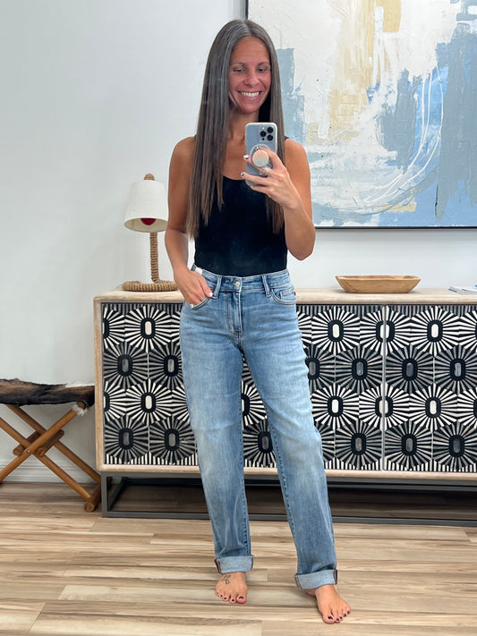 Aubrey Mid Rise Boyfriend