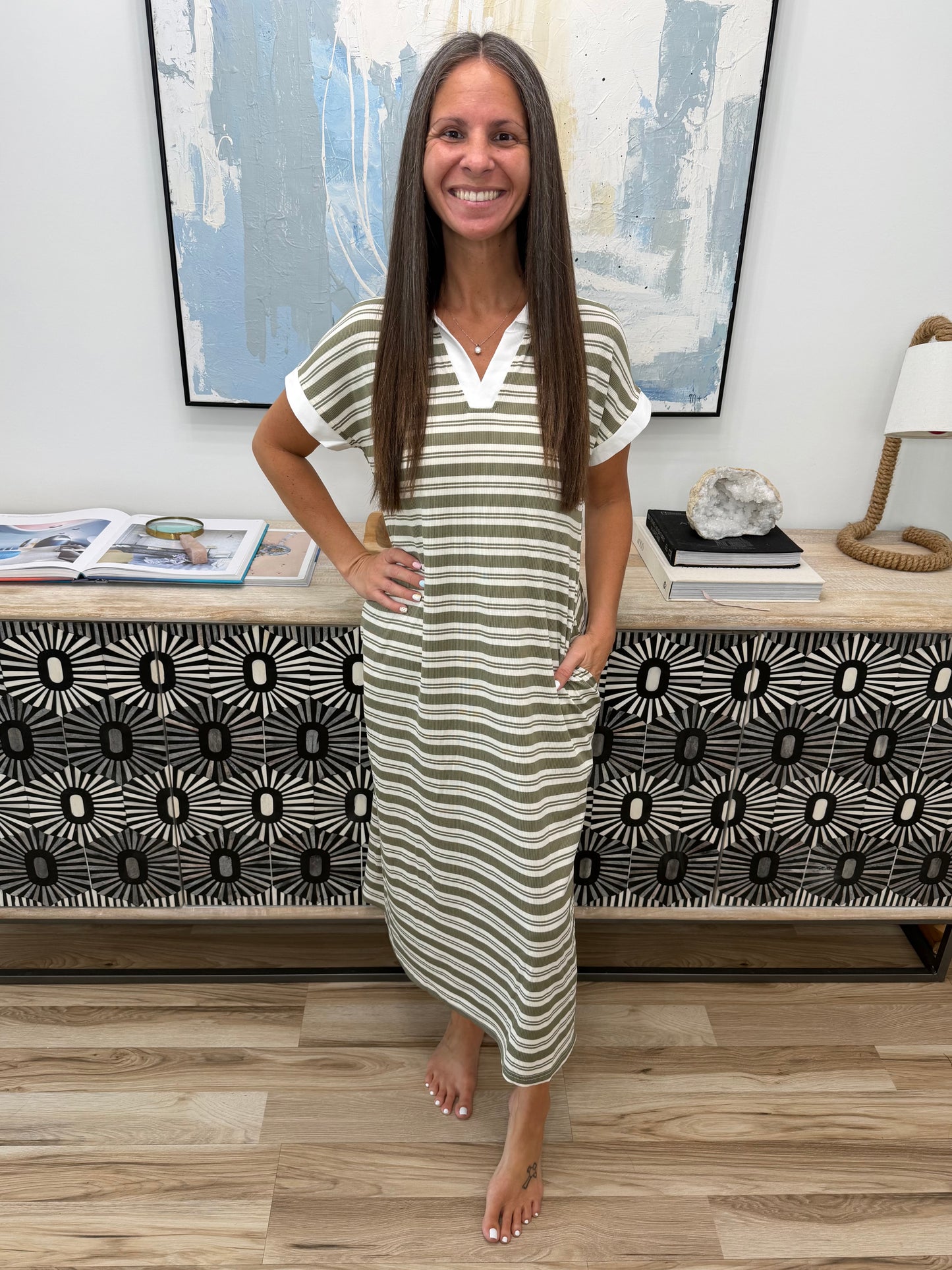 Casual Day Split Neck Midi Dress
