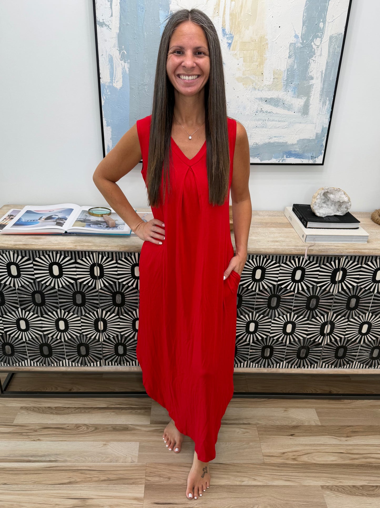 Casual Sleeveless V-Neck Pocket Midi Dress
