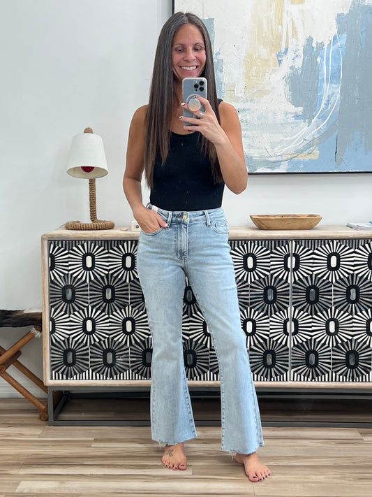 Martha Mid Rise Kick Flare w Raw Hem