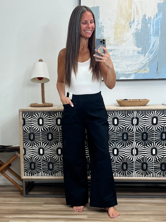 Magic Pants in Black