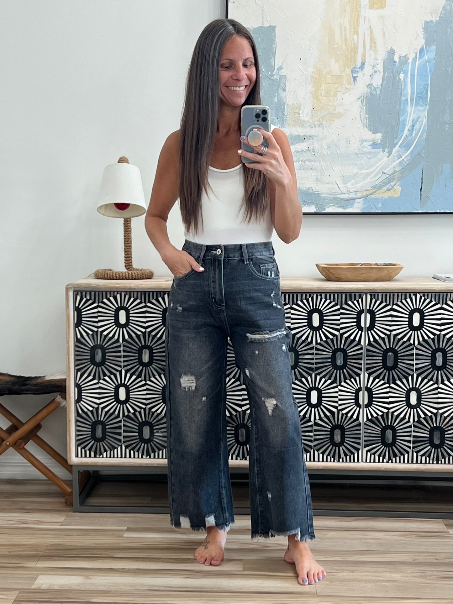 Distressed Straight Leg Jeans