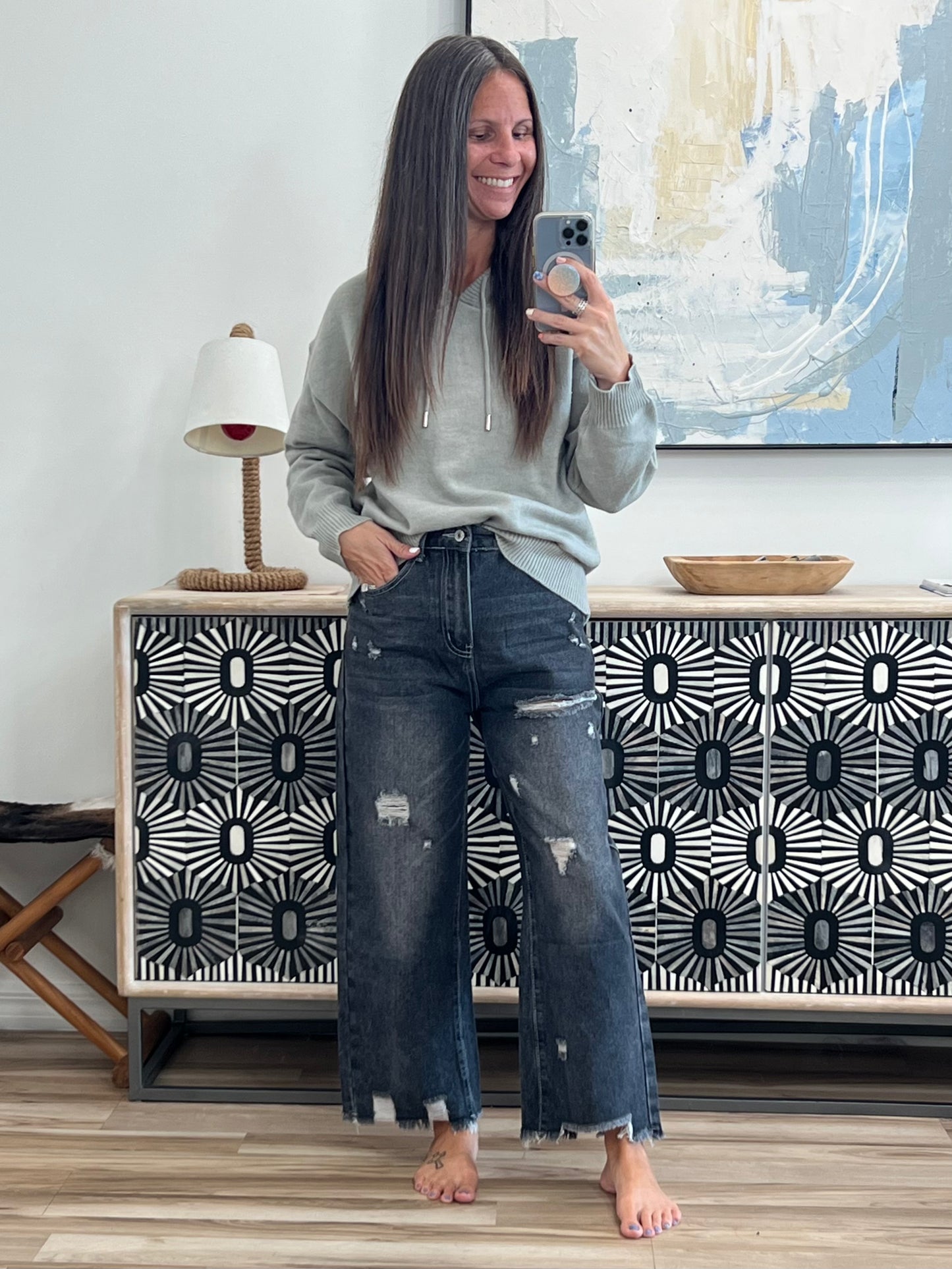 Distressed Straight Leg Jeans