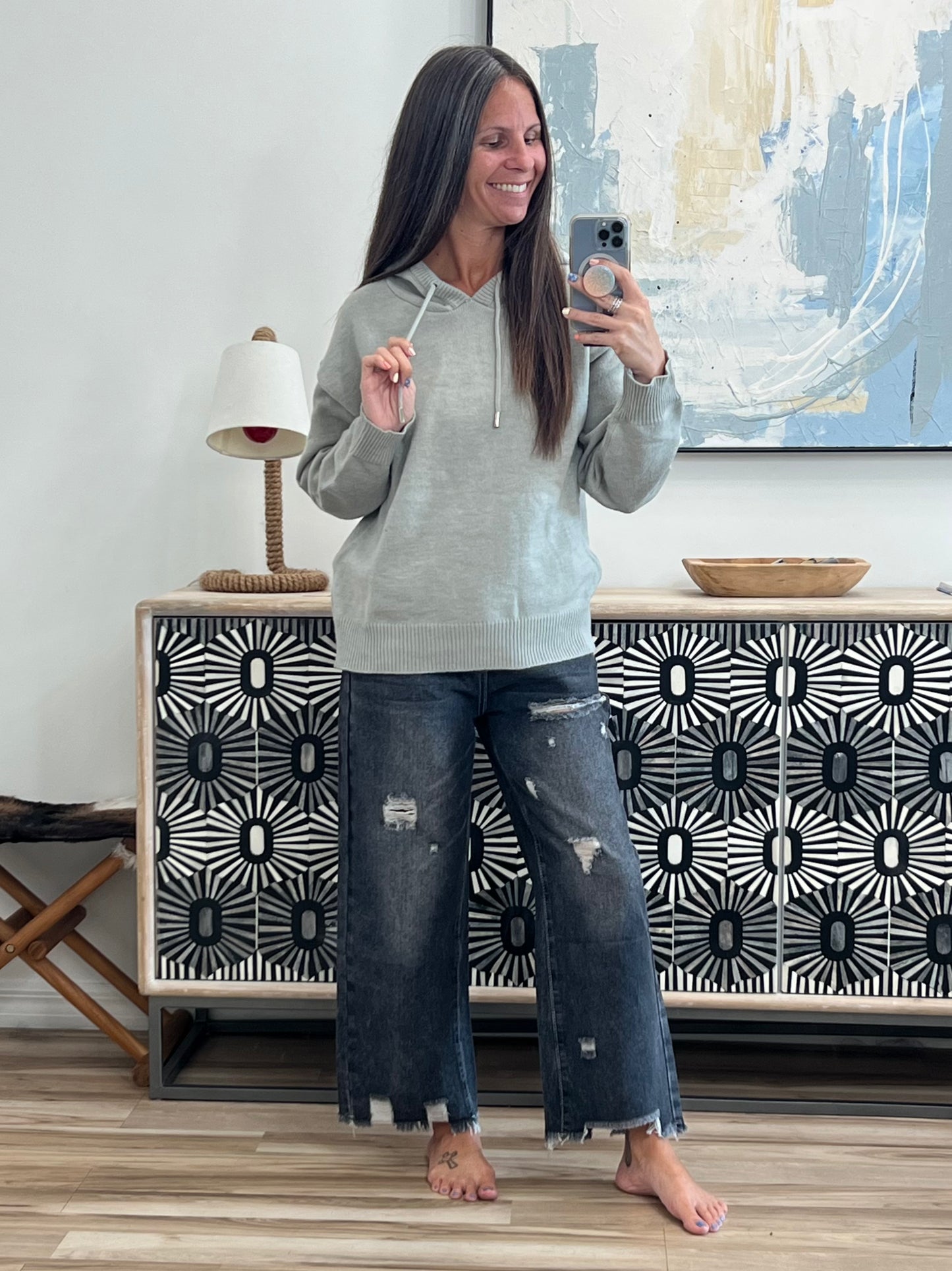 Distressed Straight Leg Jeans