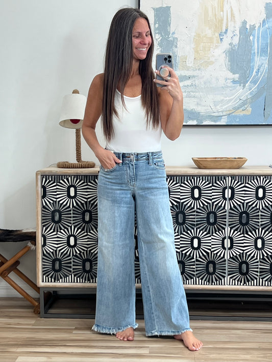 Mary Mid Rise Ankle Wide Leg Fray Hem
