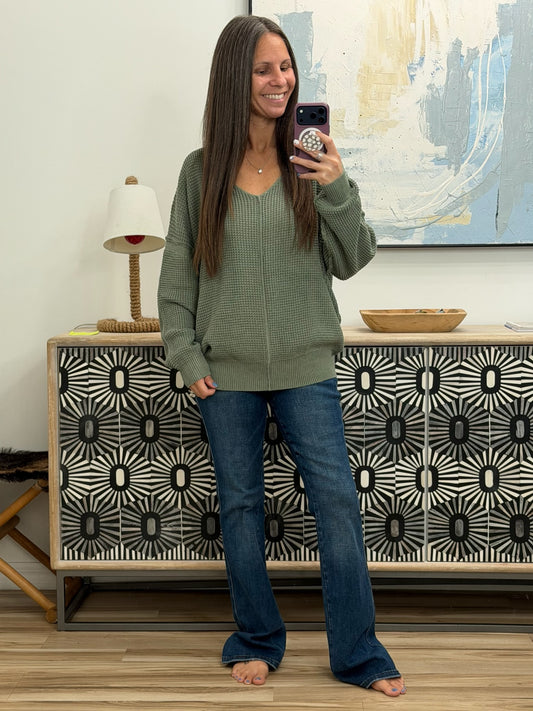 Magi Lune V-Neck Sweater