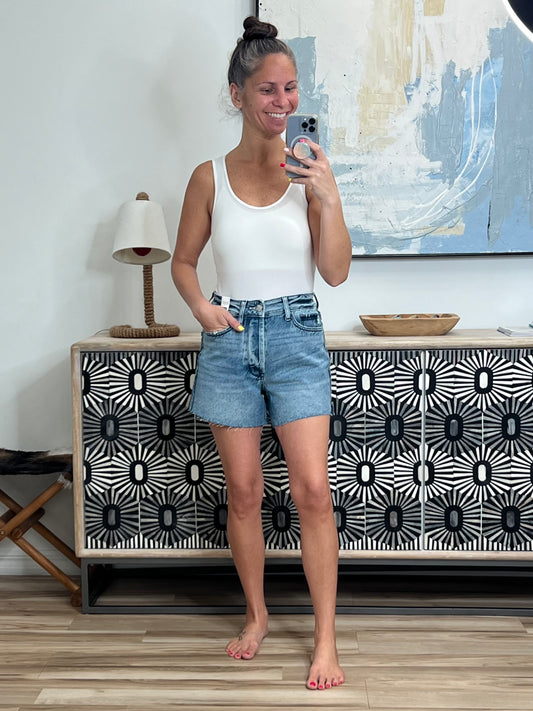 Paige High Waist Rigid Magic Cutoff Short Raw Side Seams