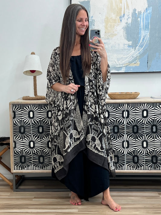 Bella Vida Open Front Floral Print Kimono