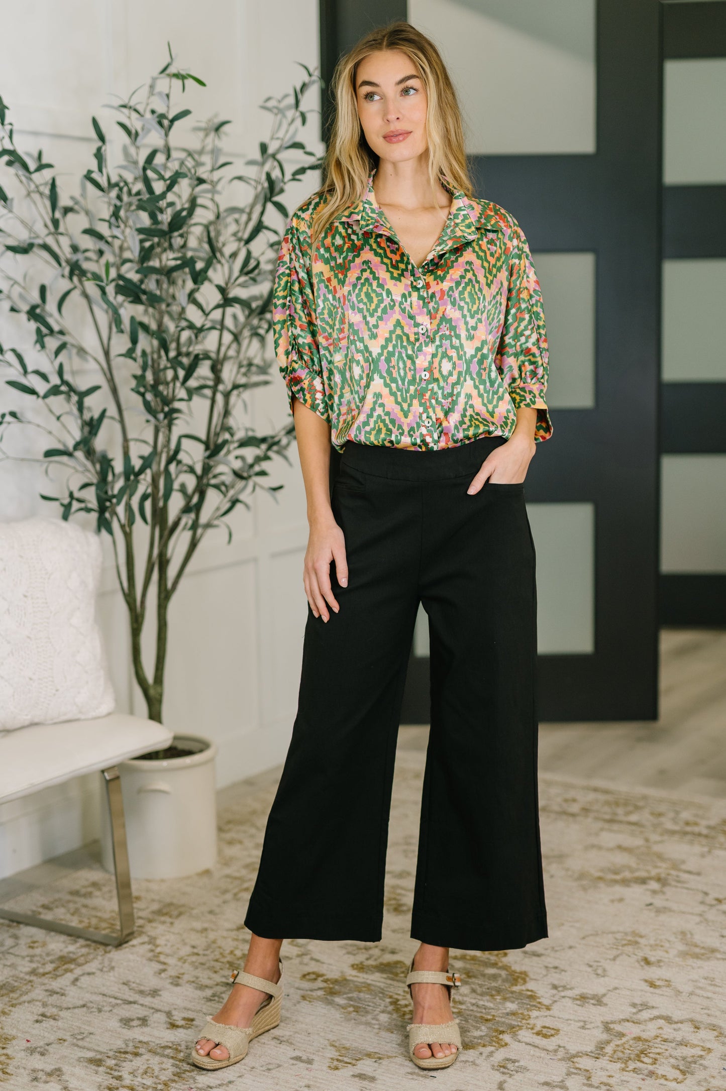 Magic Pants in Black